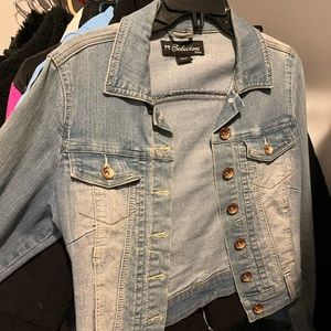 WOMEN JEAN JACKET SIZE SMALL
